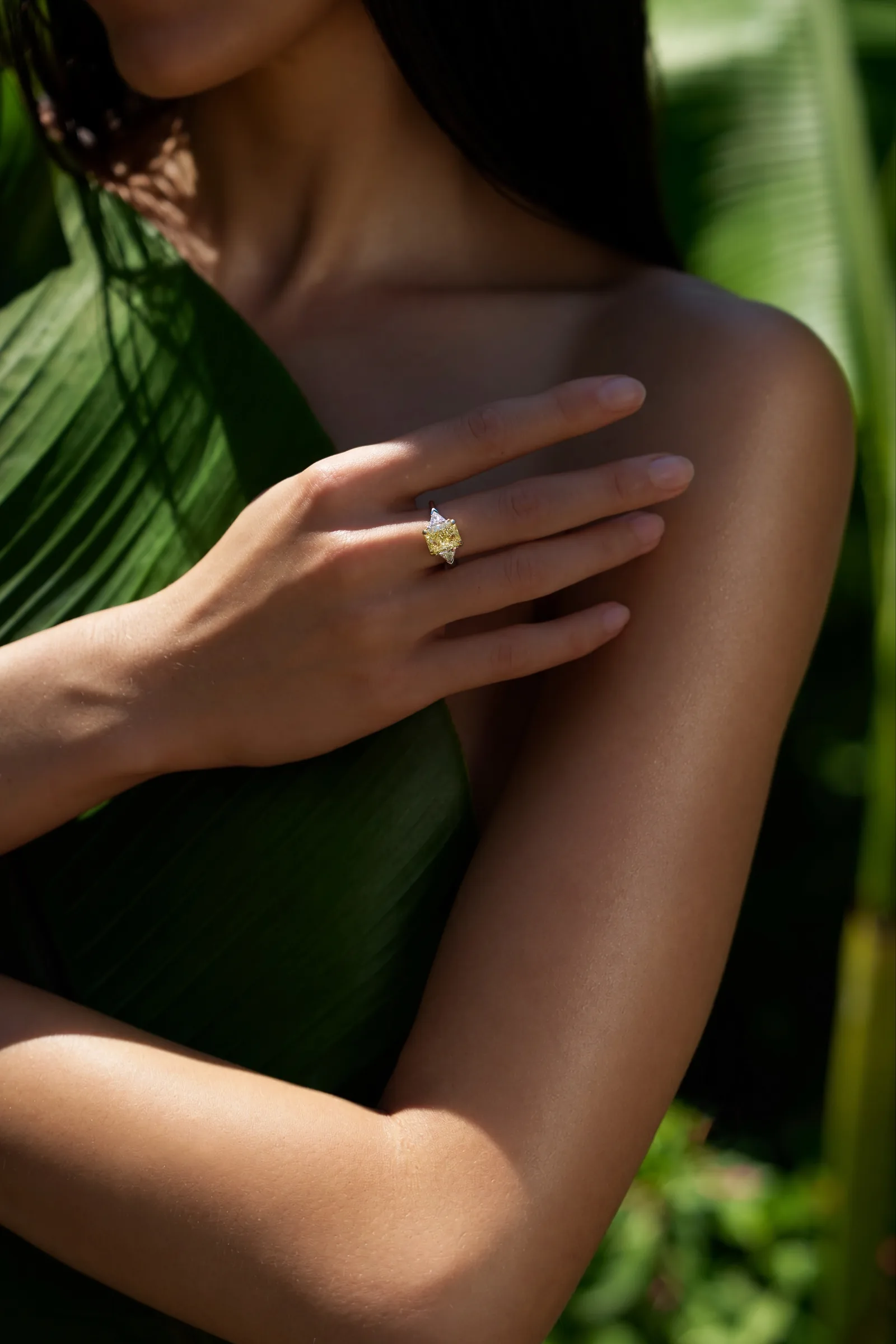 Ring 3.01 ct. Yellow diamond 3.01 ct. Colour Y-Z, clarity VS1 — 5