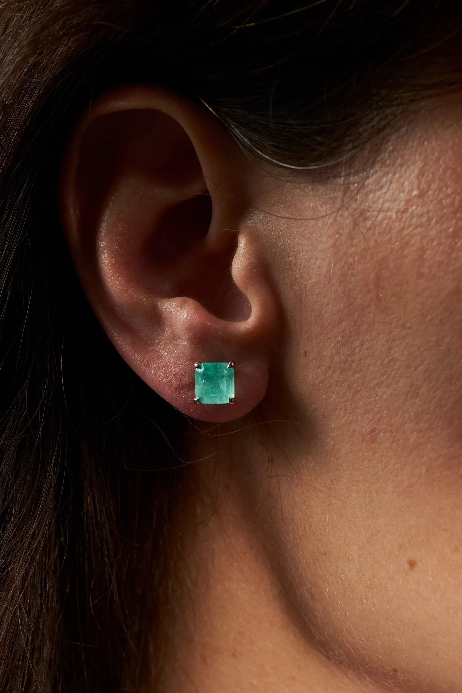Stud earrings 1.70 + 1.65 ct. Emeralds 1.70 + 1.65 ct. Colour 5, Г3 (Russian grading)