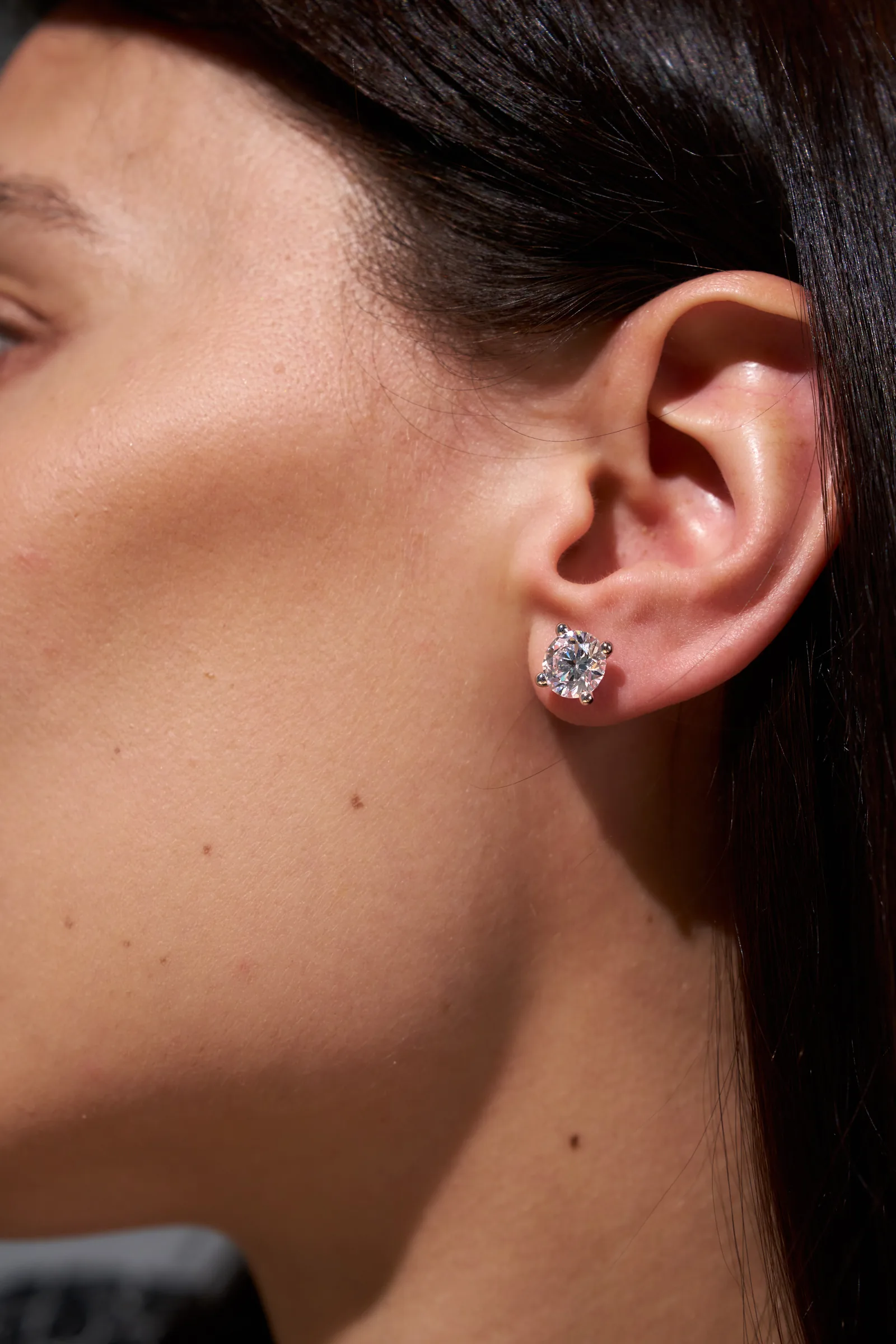 Stud earrings 2.06 + 2.02 ct. White diamonds 2.06 + 2.02 ct. Colour E, clarity VS1 — 6