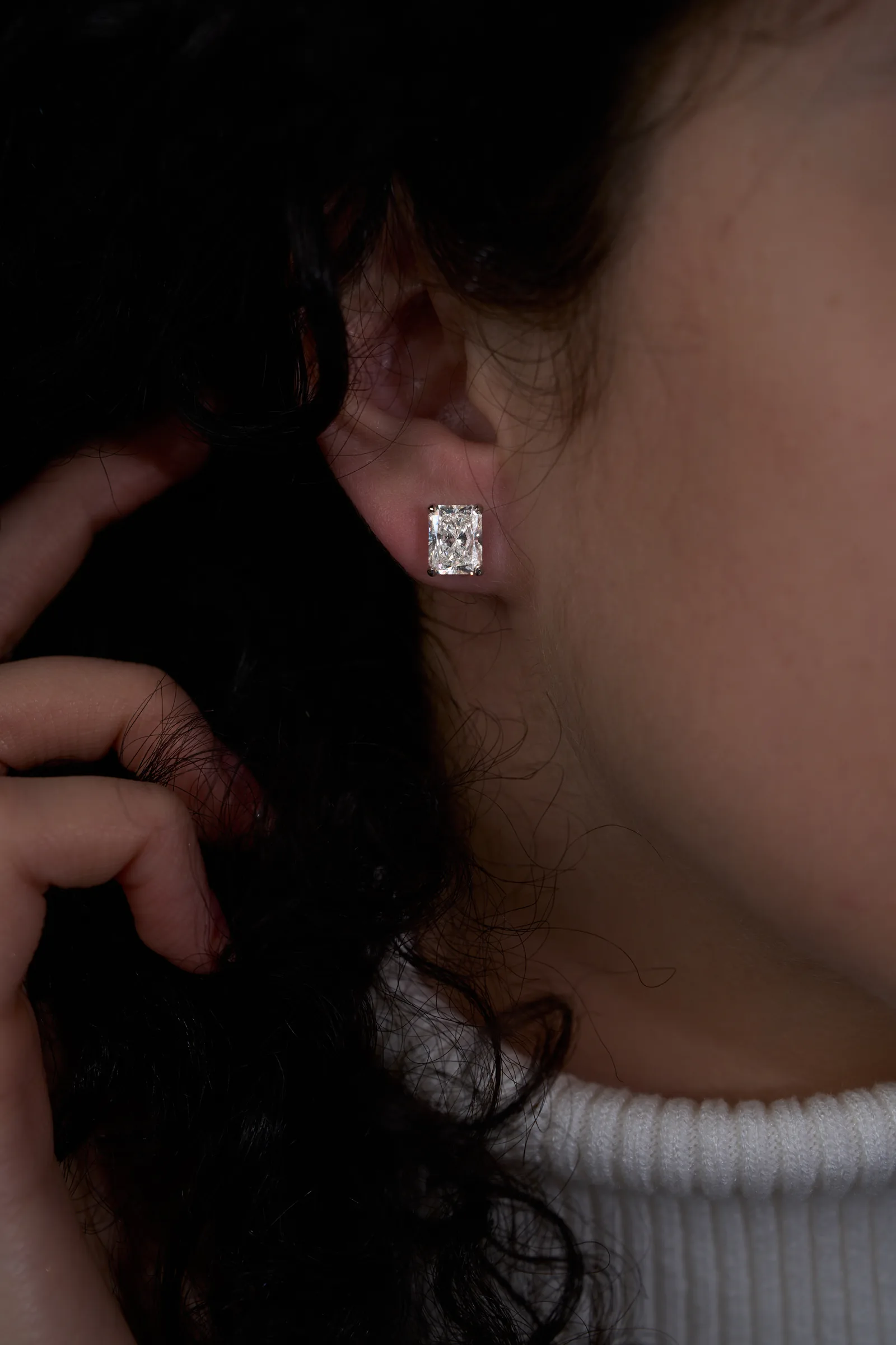 Stud earrings 2.50 + 2.50 ct. White diamonds 2.50 + 2.50 ct. Colour I, clarity VS2 — 7