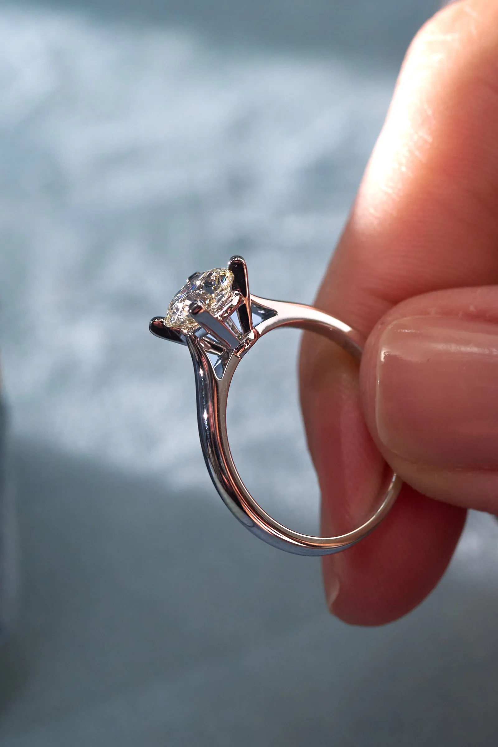 Ring 1.09 ct. White diamond 1.09 ct. Colour K, clarity SI1 — 3