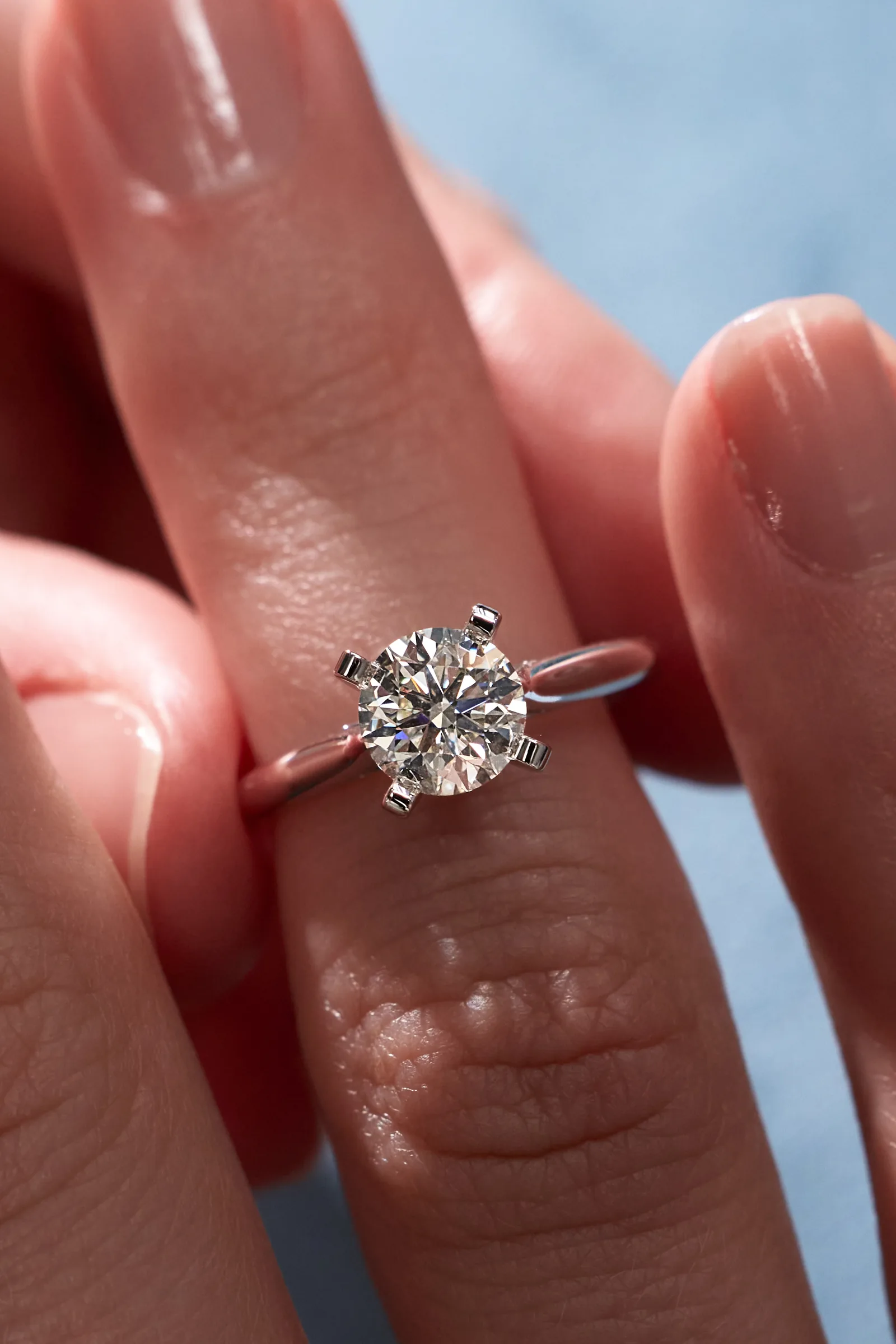 Ring 1.03 ct. White diamond 1.03 ct. Colour K, clarity VS2