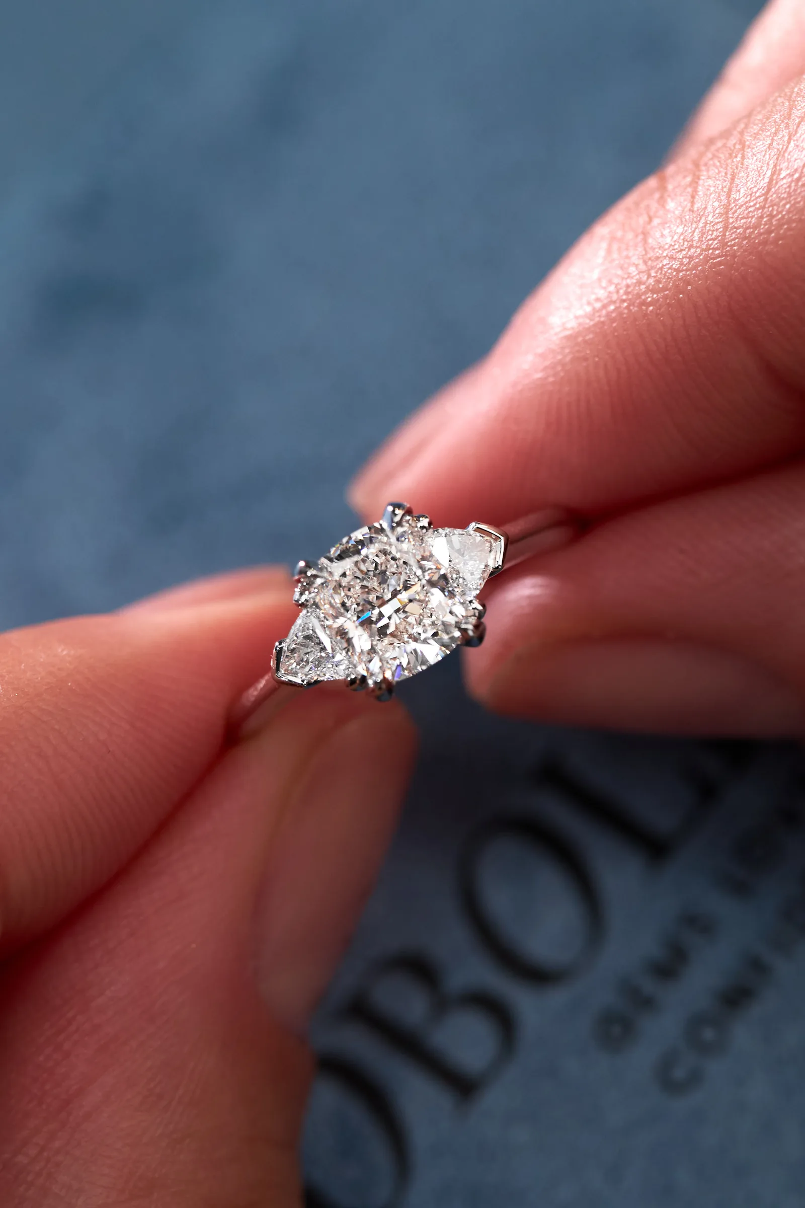 Ring 1.00 ct. White diamond 1.00 ct. Colour H, clarity VS2 — 4