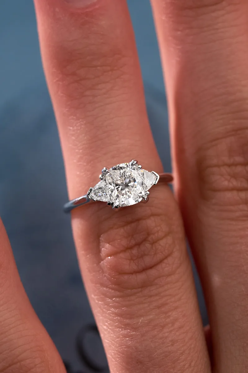 Ring 1.00 ct. White diamond 1.00 ct. Colour H, clarity VS2