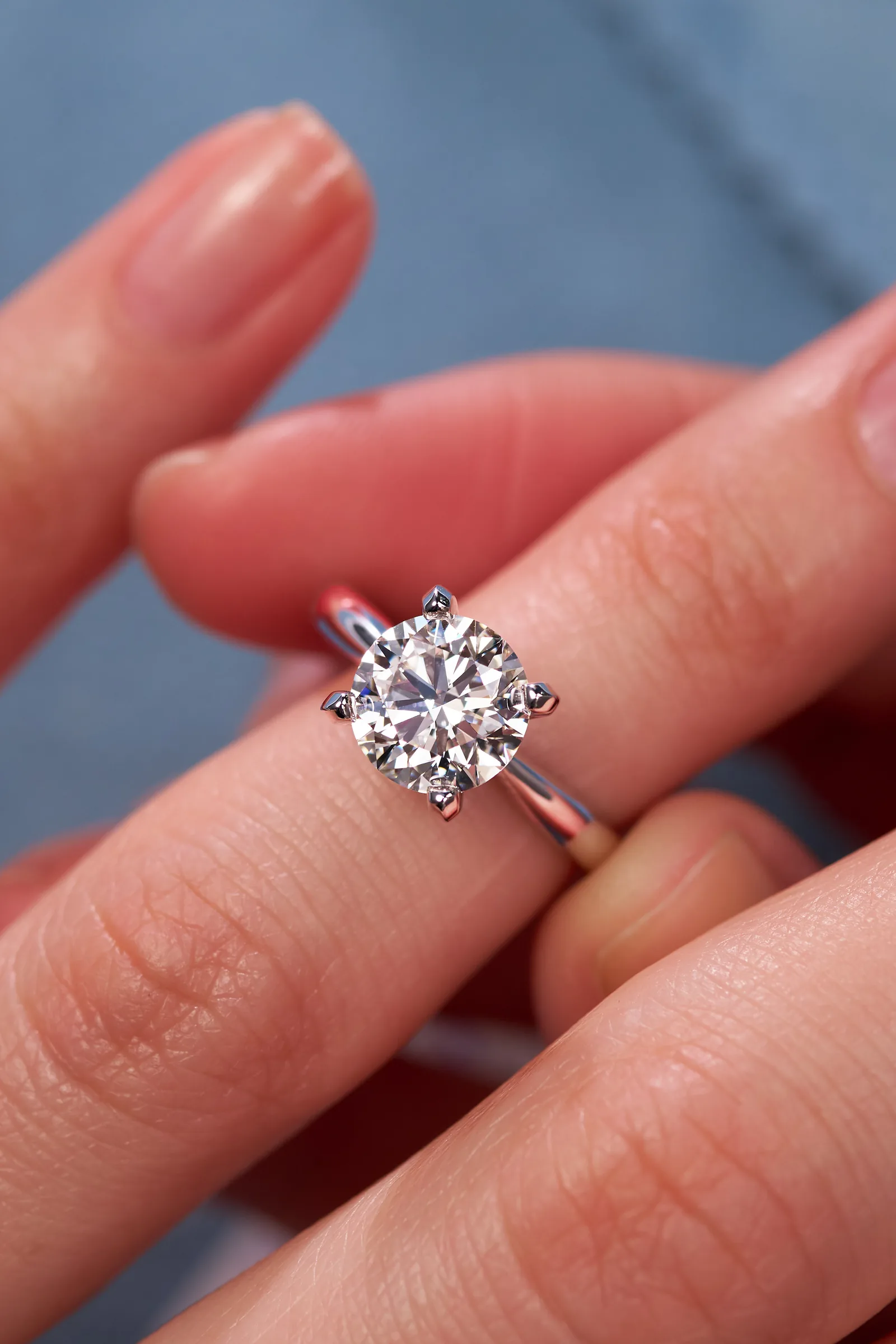 Ring 1.90 ct. White diamond 1.90 ct. Colour J, clarity VS2 — 4
