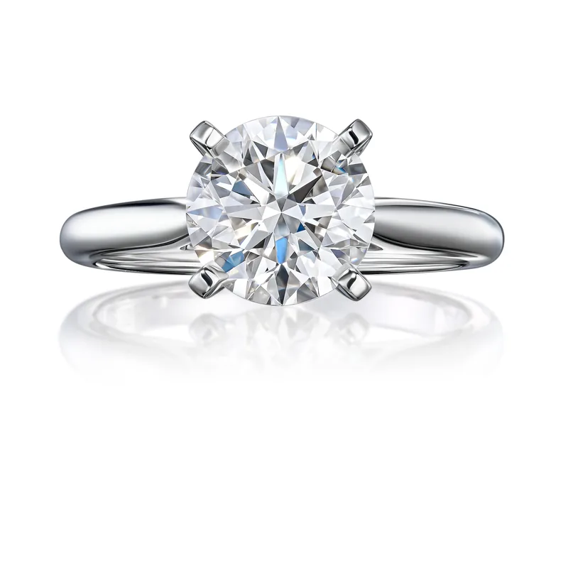 Ring 2.00 ct. White diamond 2.00 ct. Colour H, clarity VS2