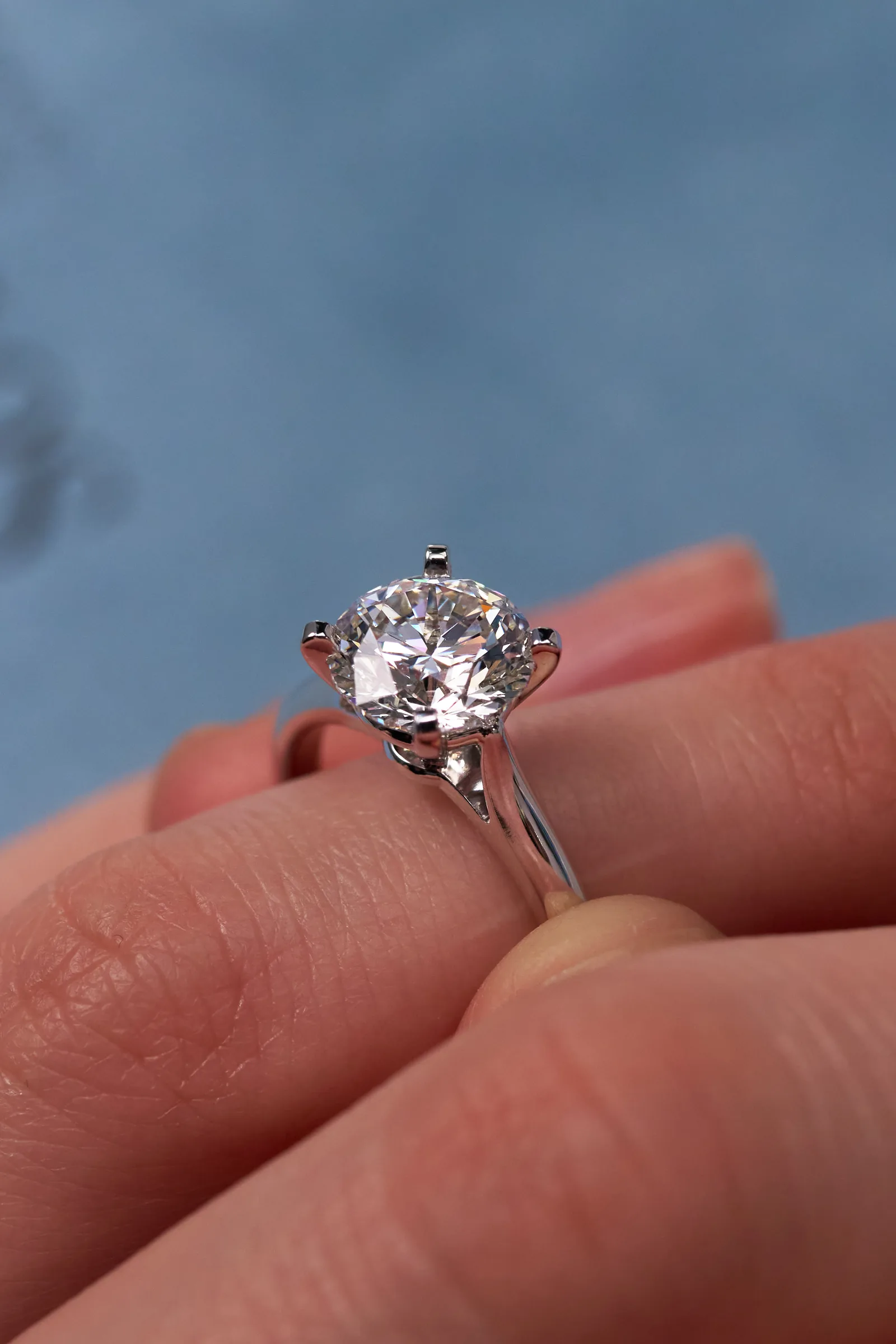 Ring 2.00 ct. White diamond 2.00 ct. Colour H, clarity VS2 — 3