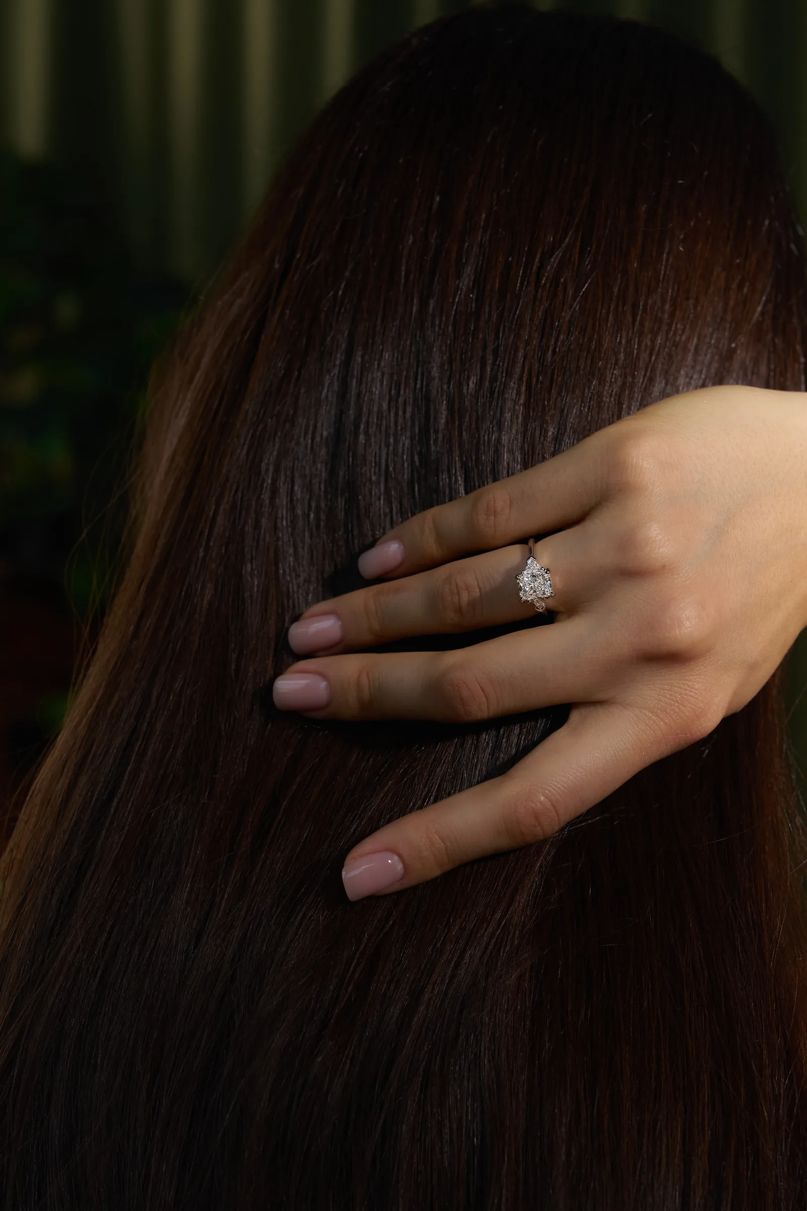 Ring 2.01 ct. White diamond 2.01 ct. Colour I, clarity VS2 — 3