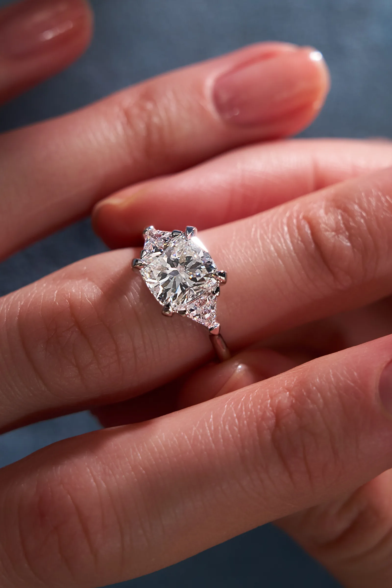Ring 2.01 ct. White diamond 2.01 ct. Colour G, clarity VS1 — 3