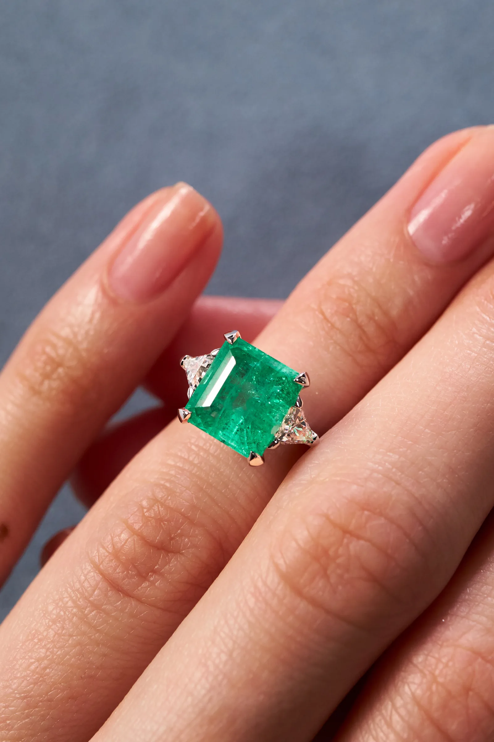 Ring 3.87 ct. Emerald 3.87 ct. Colour 3, Г3 (Russian grading) — 5