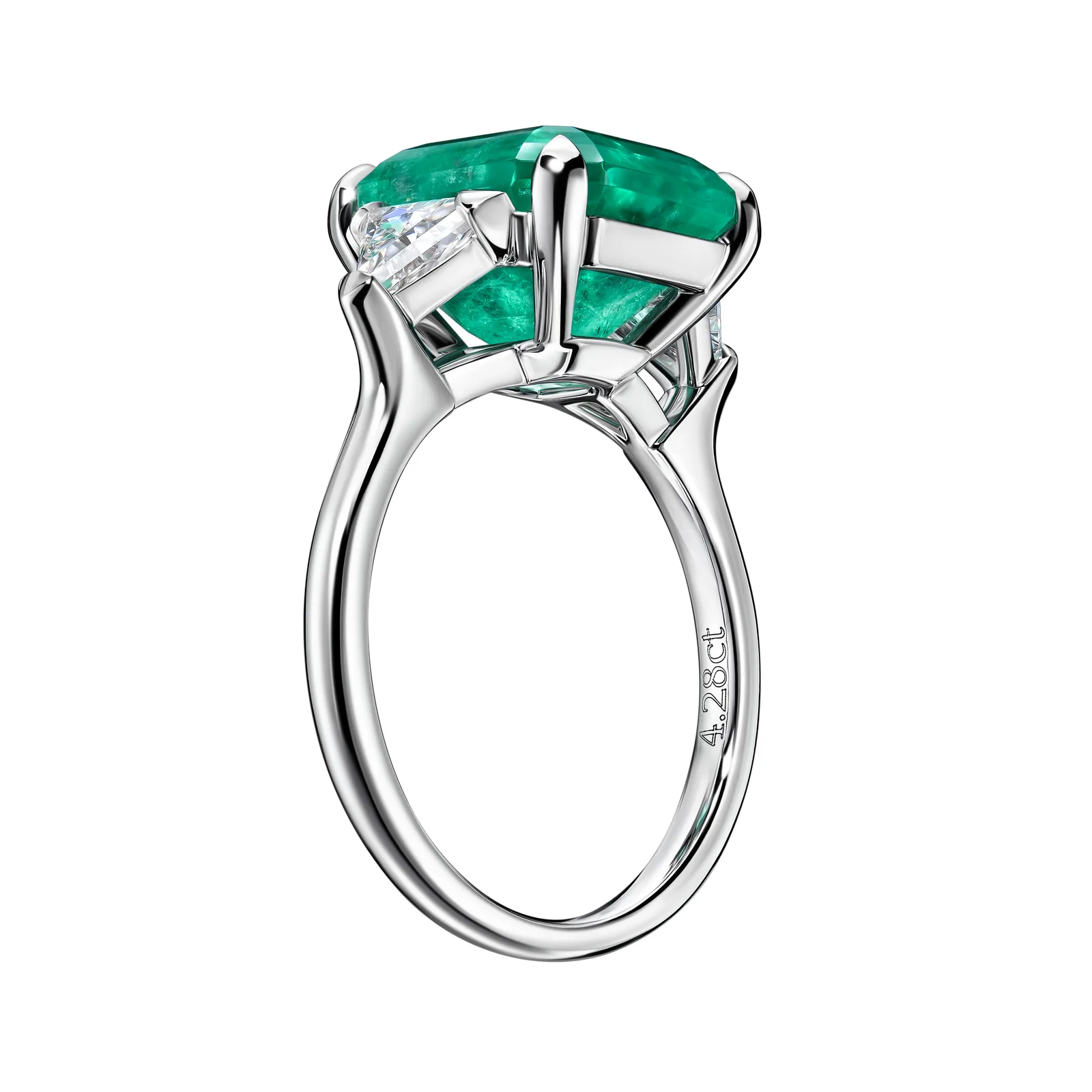 Ring 4.28 ct. Emerald 4.28 ct. Colour 3, Г3 (Russian grading) — 4