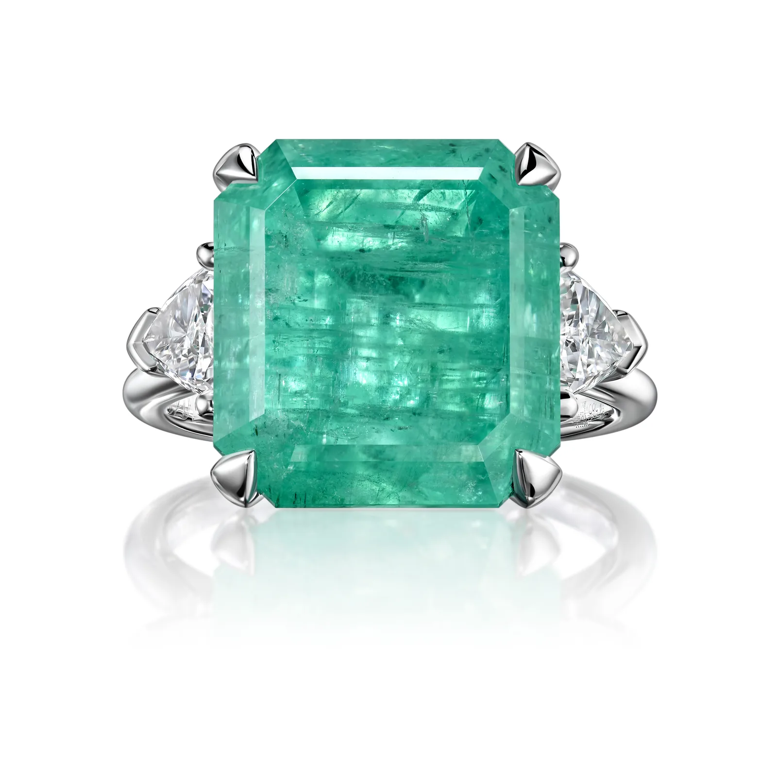 Ring 10.49 ct. Emerald 10.49 ct. Colour 5, Г3 (Russian grading)