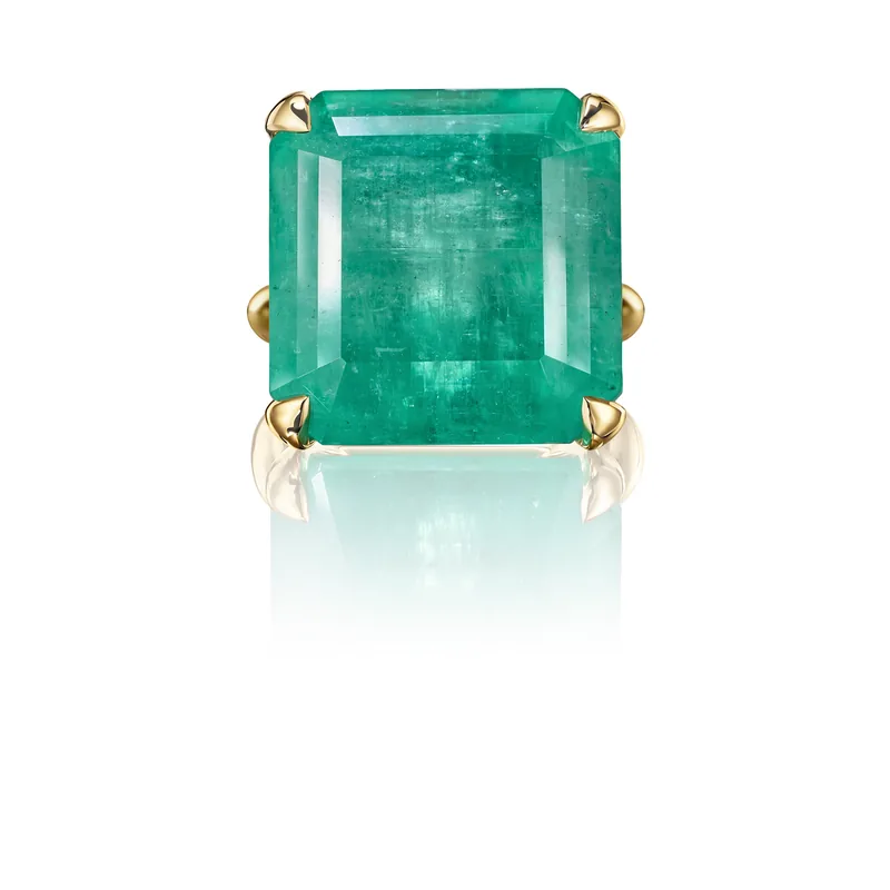 Ring 40.40 ct. Emerald 40.40 ct. 585 gold