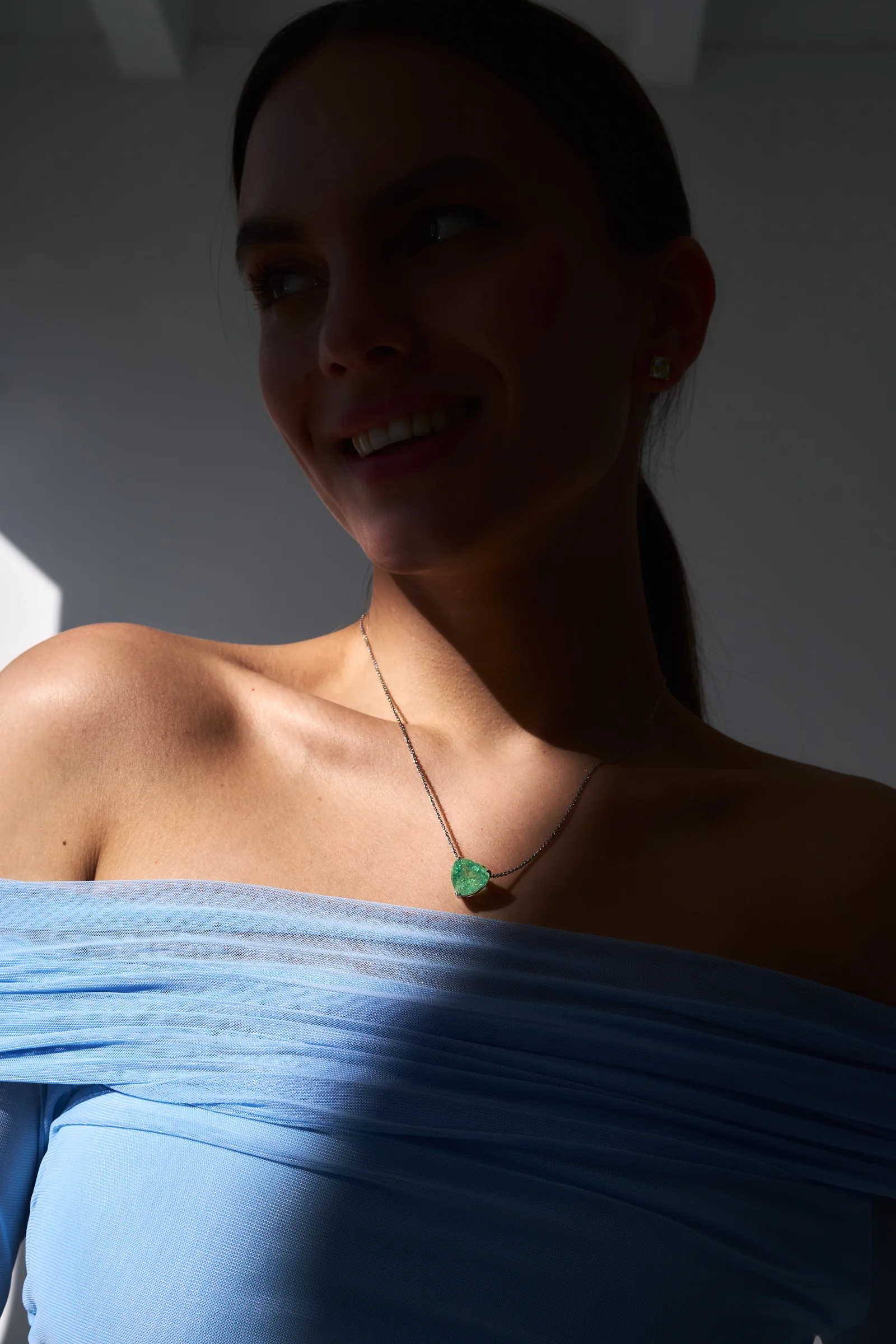 Necklace 9.95 ct. Emerald 9.95 ct. Colour 5, Г3 (Russian grading) — 5