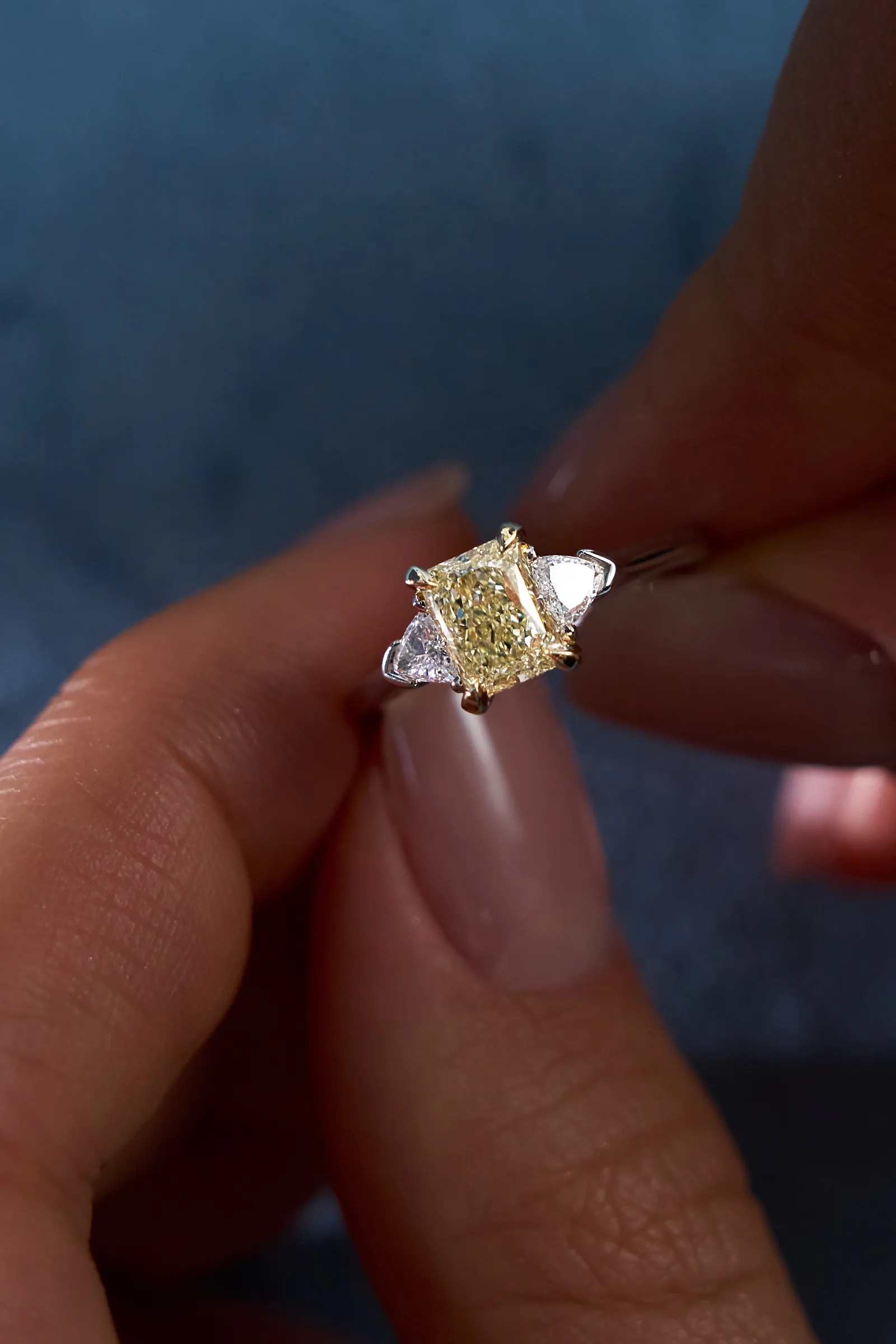 Ring 1.00 ct. Yellow diamond 1.00 ct. Colour W-X, clarity VS2 — 4