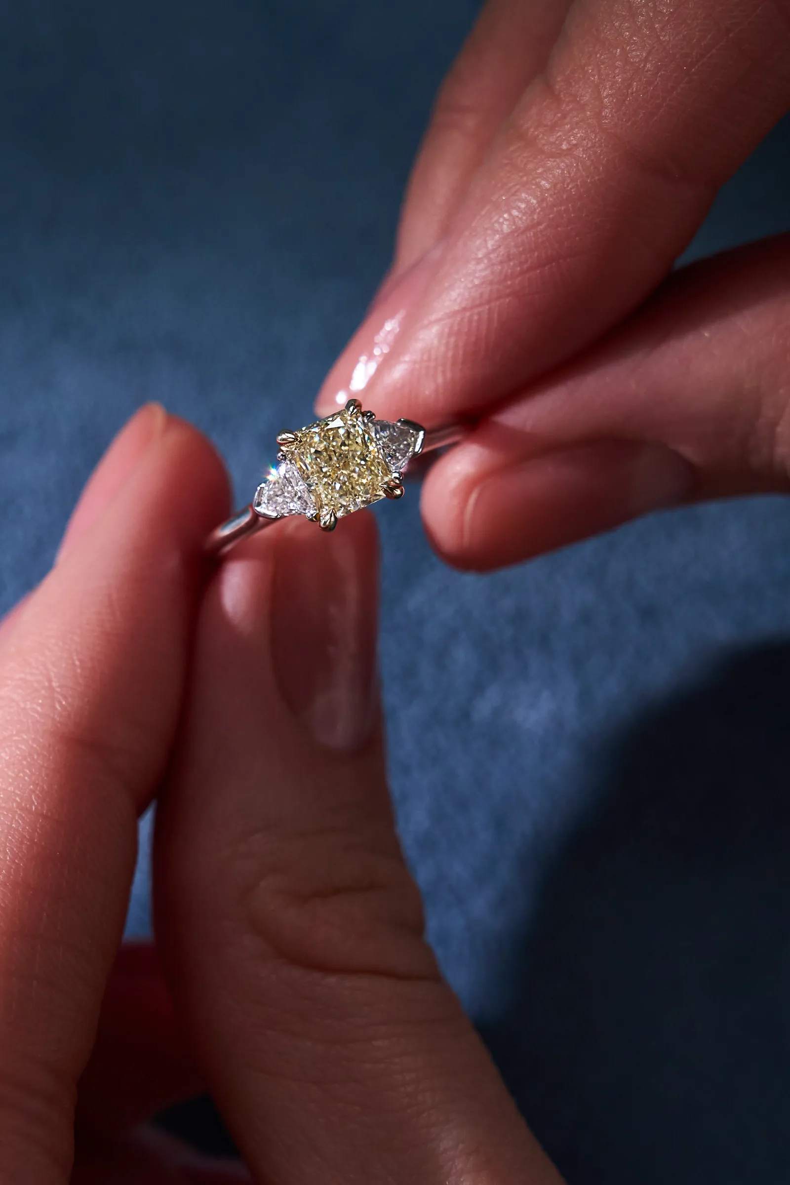 Ring 1.01 ct. Yellow diamond 1.01 ct. Colour U-V, clarity VVS1 — 4